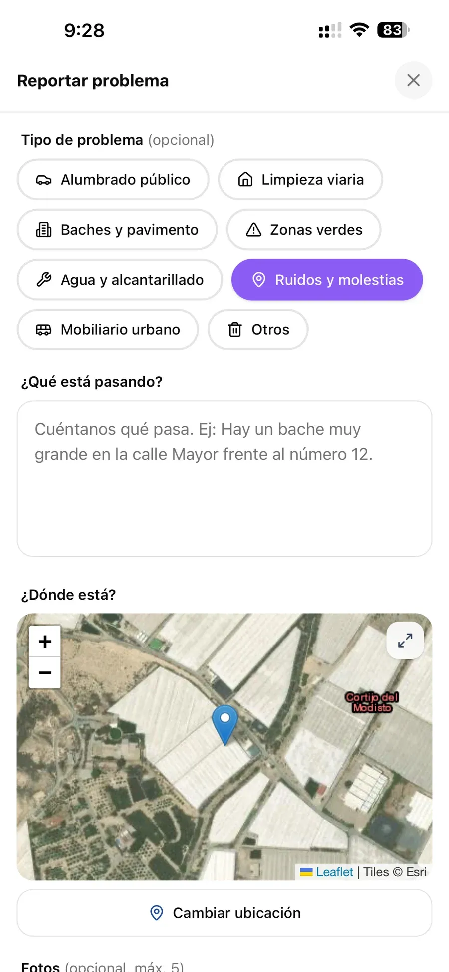 Formulario «Reportar problema» da app: tipo de problema, descrición, localización no mapa e fotos.